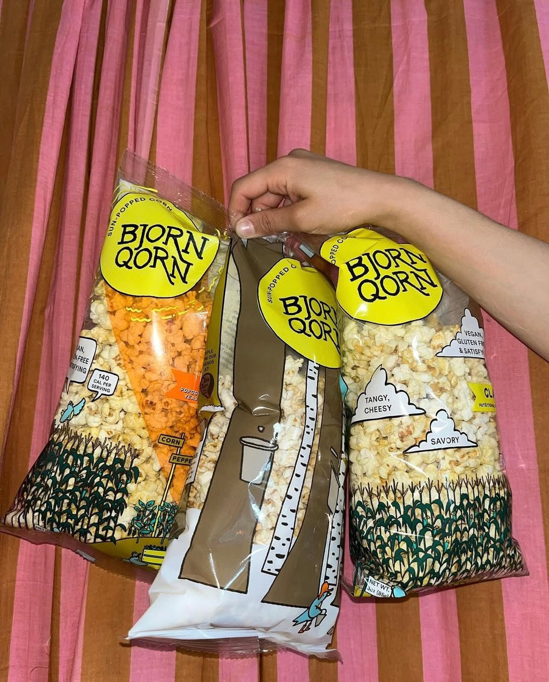 美品 →Pia-no-jaC← Cinema Popcorn TOUR パーカー Pizza – Family Size | 12 ct Case – Poppin Popcorn